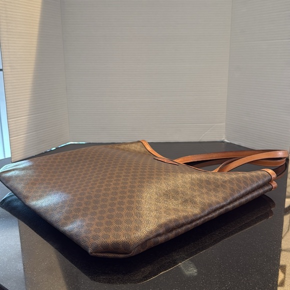 Celine Tote Bag Macadamia Brown Pre-Owned Great Condition - Picture 6 of 14